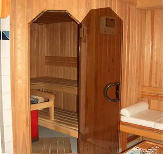 Ferienwohnung Aeschi Park Lejlighedshotel *